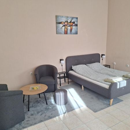 Mainstreet Apartman Subotica Exterior photo